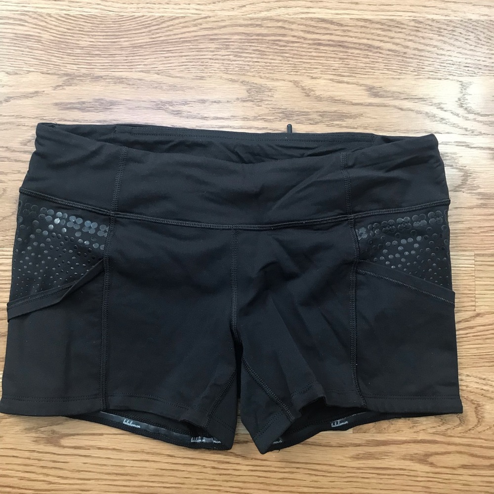 Lululemon spandex shorts
